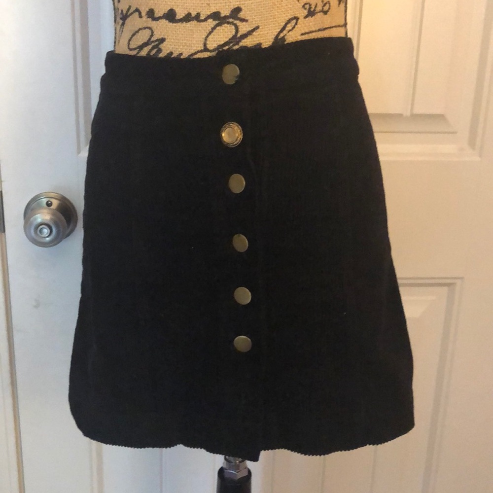 Women’s Skirt